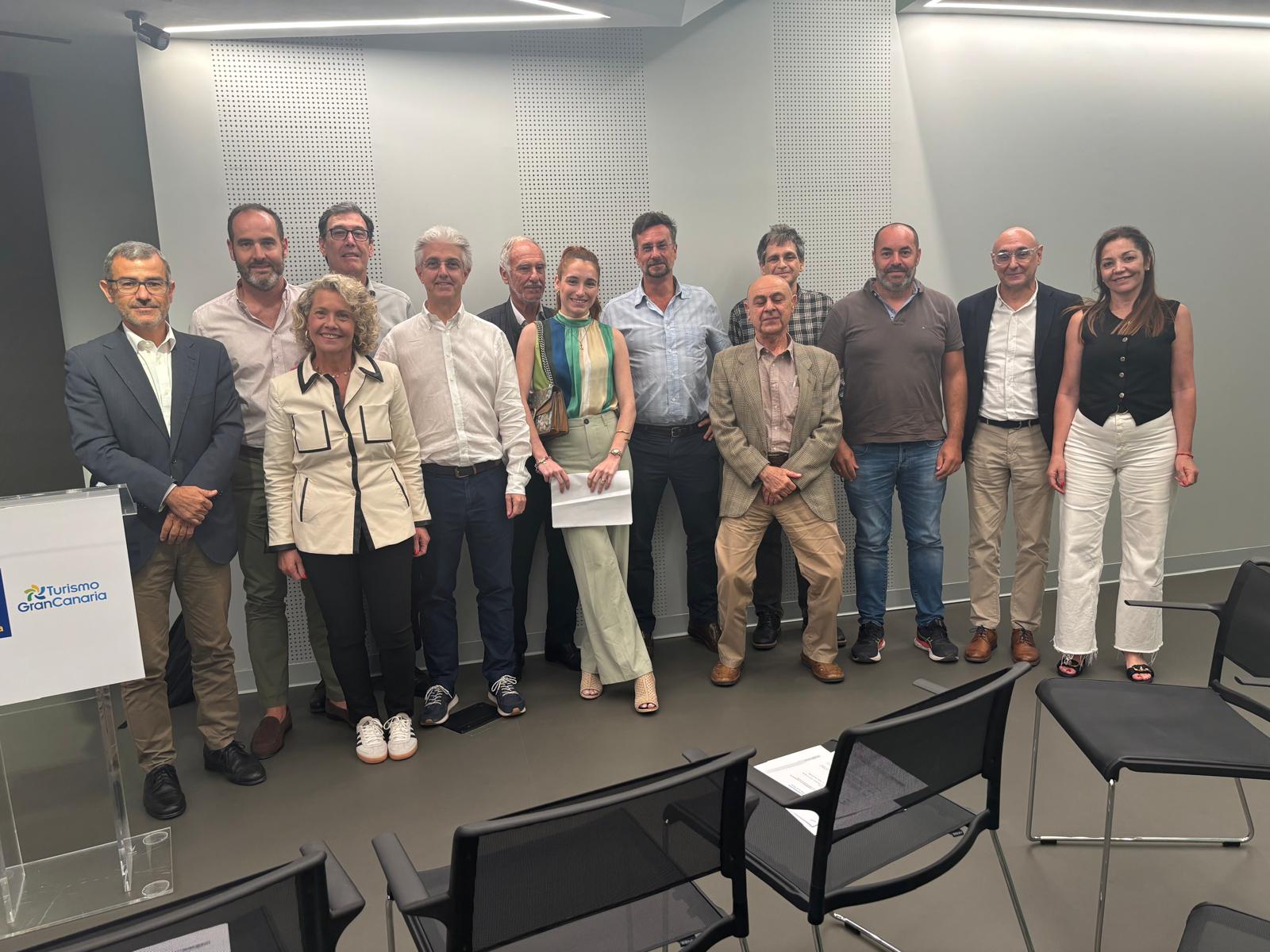 Fernando Estany es reelegido como presidente de la AEAT, patronal de los establecimientos extrahoteleros en la provincia de Las 